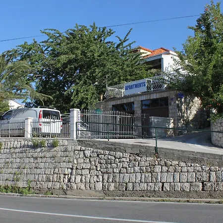 With A Parking Space Mlini, Dubrovnik - 9018 * 米利尼