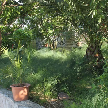 With A Parking Space Mlini, Dubrovnik - 9018 *