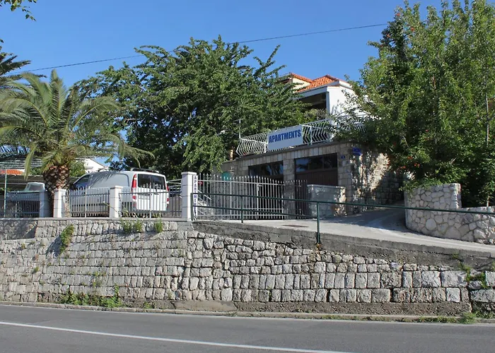 With A Parking Space Mlini, Dubrovnik - 9018 * 米利尼